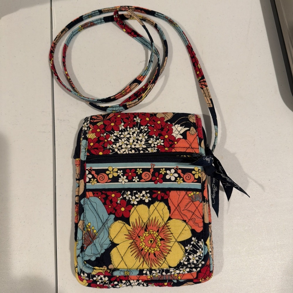 Vera‎ Bradley Happy  Snails Mini Hipster Crossbody Bag Retired 2011